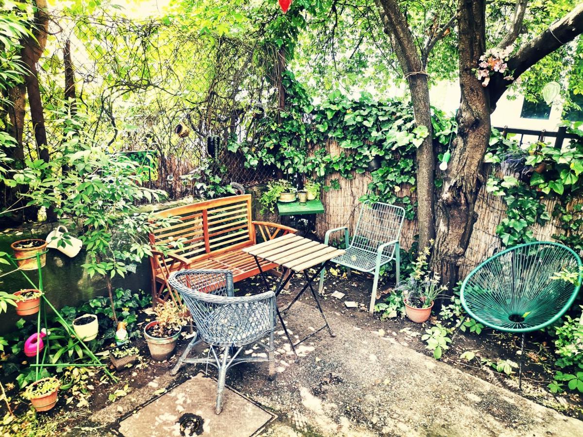 Flat In Historic Villa With Your Own Private Garden, Near City Park Budapest Exterior photo